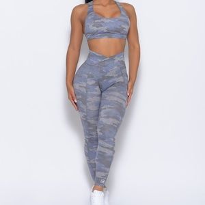 Bombshell sportswear Camo  lounge contour leggings ❤️🥰